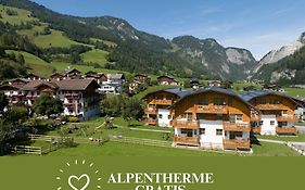 Bauernhofhotel die Unterbergerin - Zimmer mit Frühstück und Ferienwohnungen in Gastein mit GRATIS Thermeneintritt